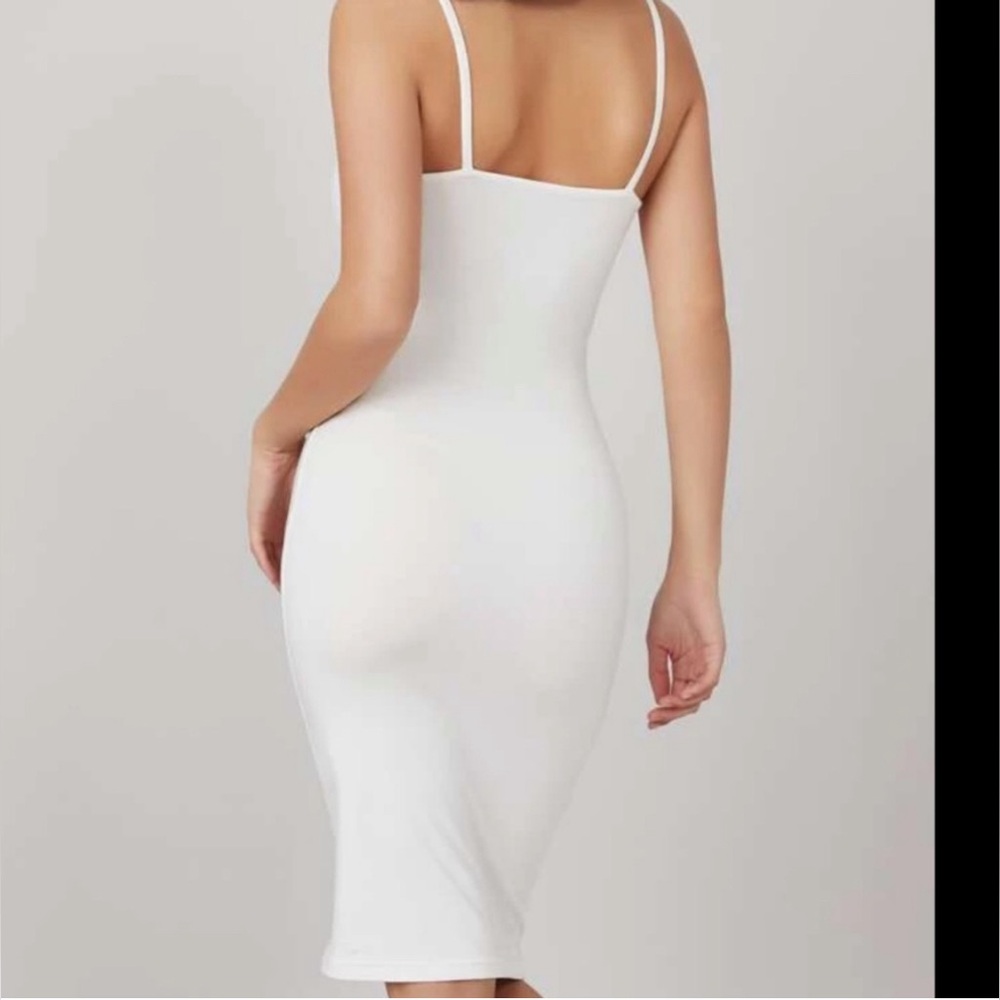 White tank bodycon midi dress - Picture 3 of 8